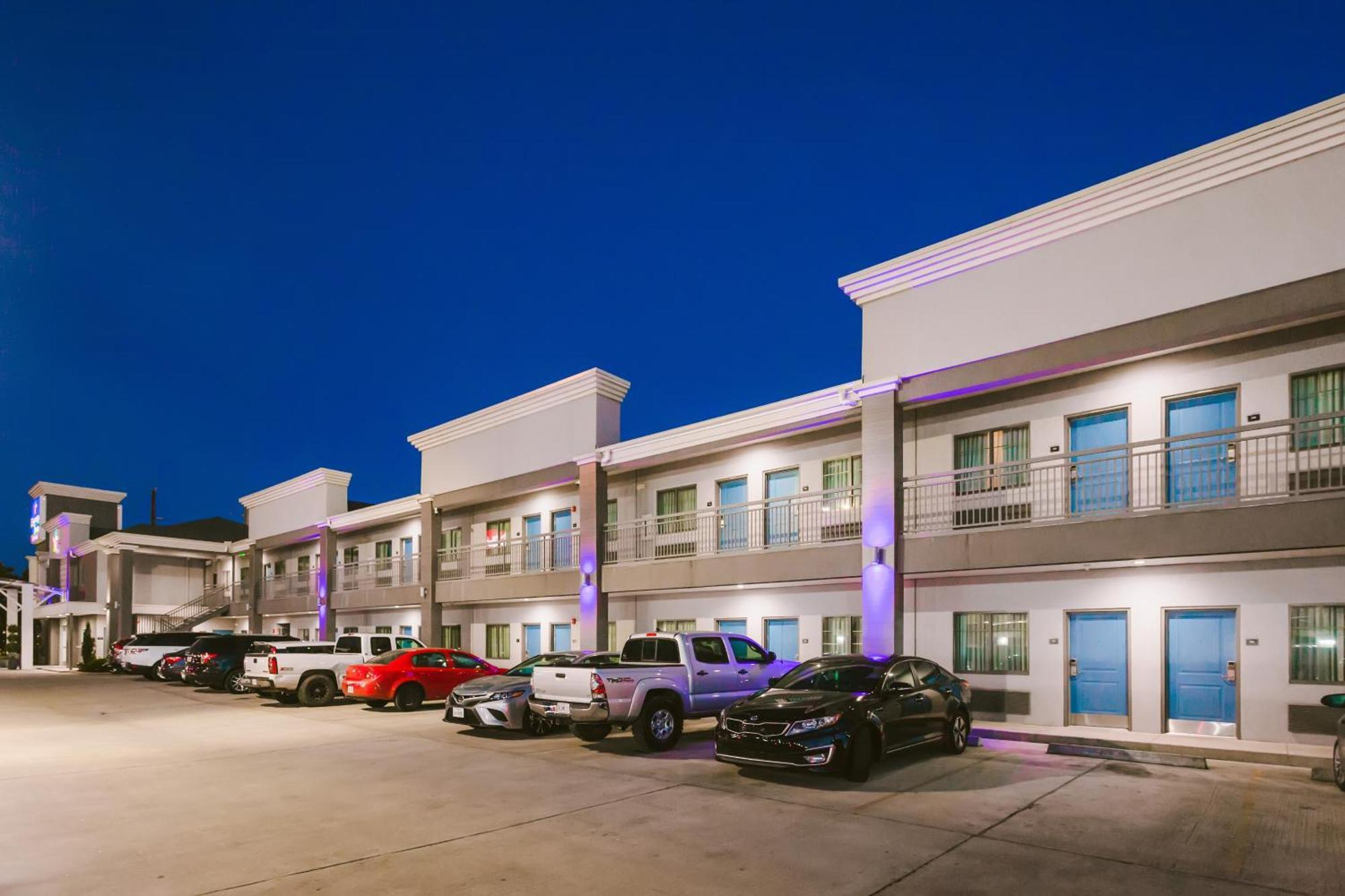 Express Inn - Spring Exterior foto